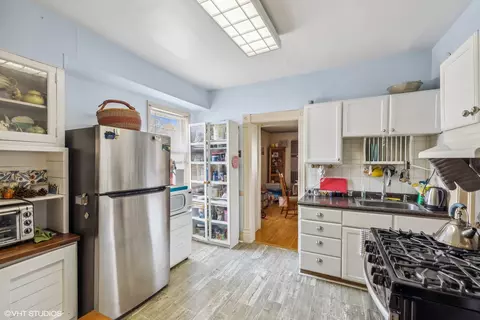 116 E Quincy St, Riverside, IL 60546 photo 15