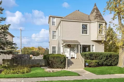 116 E Quincy St, Riverside, IL 60546