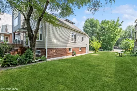 2759 W Francis Pl, Chicago, IL 60647
