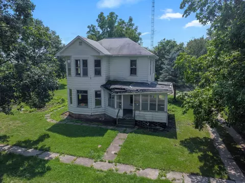 212 E Yates St, Cropsey, IL 61731