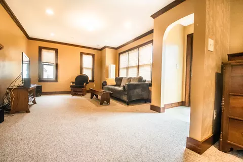 1524 W 3rd St, Dixon, IL 61021 photo 9