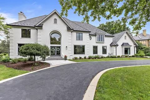 30 Deverell Dr, North Barrington, IL 60010
