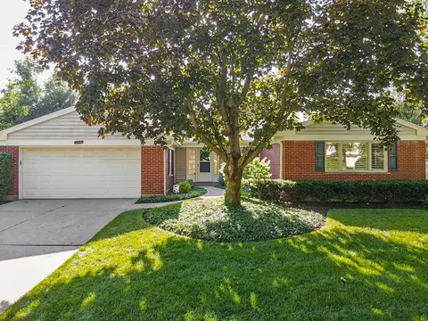 344 Hastings Ave, Highland Park, IL 60035