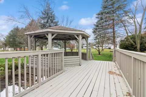 83 E Larkspur Ln, Bristol, IL 60512 photo 21
