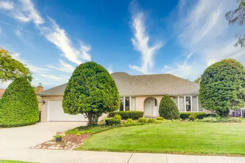7434 Cashew Dr, Orland Park, IL 60462