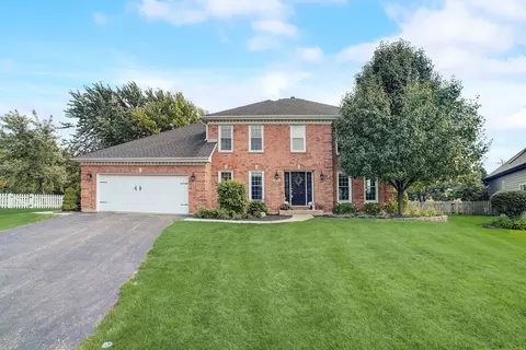 702 Caitlin Ct, Grayslake, IL 60030