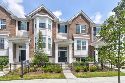 9242 143rd Lot St, Orland Park, IL 60462