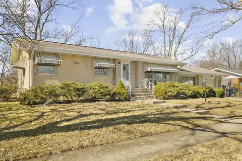 139 Sue Ct, Chicago Heights, IL 60411