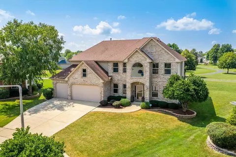 831 Haley Ct, Yorkville, IL 60560