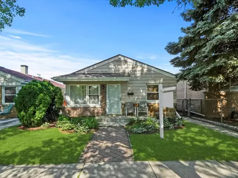 5719 S Mason Ave, Chicago, IL 60638
