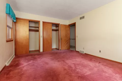 305 W B St, Delavan, IL 61734 photo 18