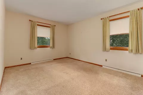 305 W B St, Delavan, IL 61734 photo 15