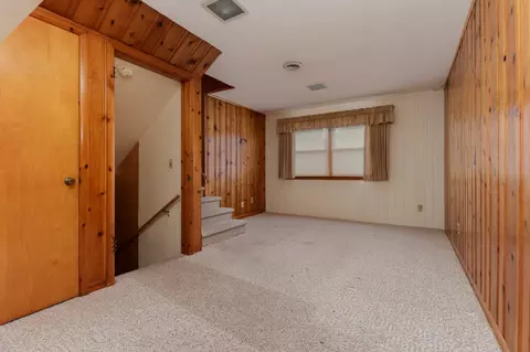 305 W B St, Delavan, IL 61734 photo 20