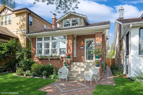 4922 N Kildare Ave, Chicago, IL 60630
