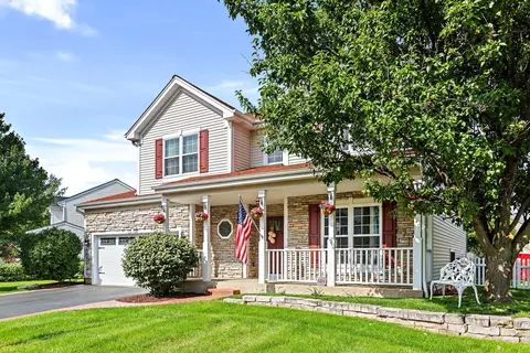 3358 Worthington Ln, Lake In The Hills, IL 60156