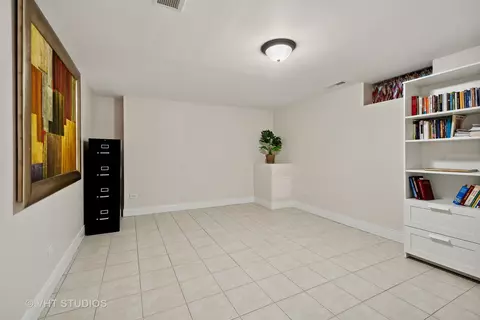 7001 W Wright Ter, Niles, IL 60714 photo 22