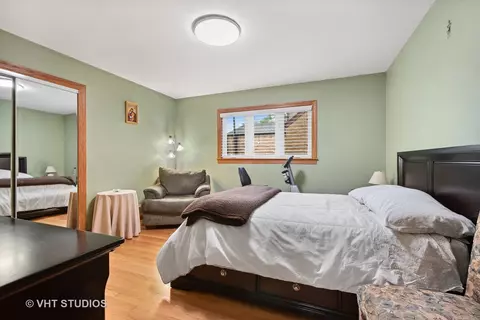7001 W Wright Ter, Niles, IL 60714 photo 6