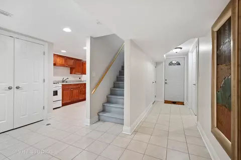 7001 W Wright Ter, Niles, IL 60714 photo 15
