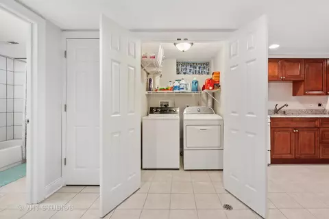 7001 W Wright Ter, Niles, IL 60714 photo 19