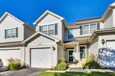 1224 Waverly Dr, Fox Lake, IL 60020