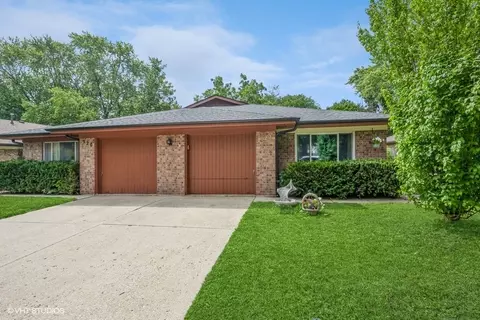 522 Elm St, Batavia, IL 60510