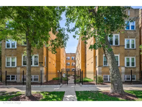 3427 W Shakespeare Ave #1B, Chicago, IL 60647