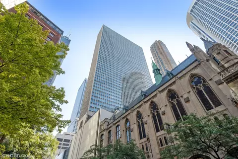 111 E Chestnut St #23K, Chicago, IL 60611