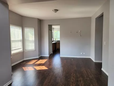 851 Dover St, Pingree Grove, IL 60140 photo 5