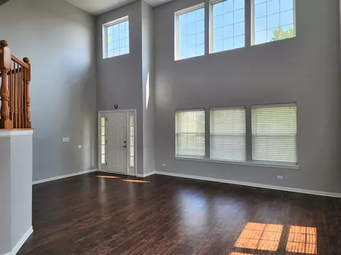 851 Dover St, Pingree Grove, IL 60140 photo 4