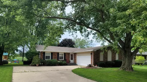 1362 N Terrace Ave, Kankakee, IL 60901