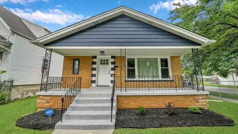 6500 S Oakley Ave, Chicago, IL 60636
