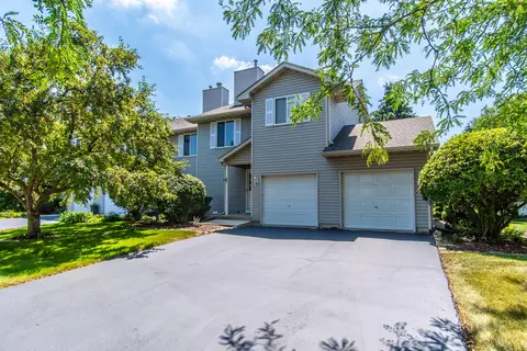 4224 Fawn Ct, Joliet, IL 60431