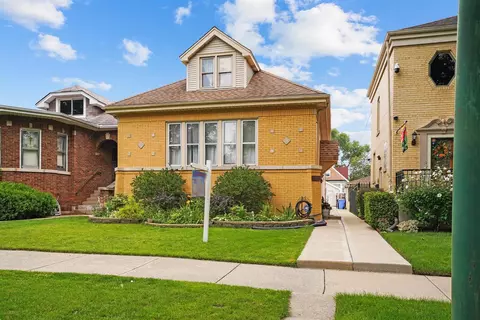1929 N New England Ave, Chicago, IL 60707