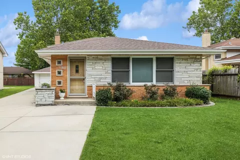 10808 31st St, Westchester, IL 60154