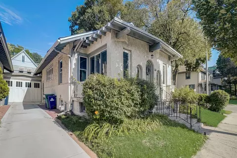 532 Carpenter Ave, Oak Park, IL 60304
