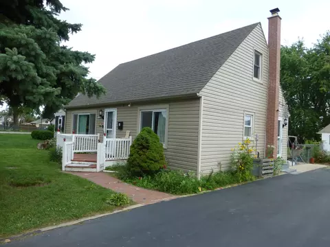 10109 Mclean Ave, Melrose Park, IL 60164