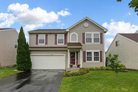 2760 Fairfax Ln, Lake In The Hills, IL 60156