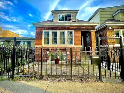 4341 W Palmer St, Chicago, IL 60639