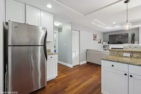 528 W Cornelia Ave #3N, Chicago, IL 60657 photo 9