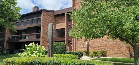 14522 Linder Ct #PH4, Oak Forest, IL 60452