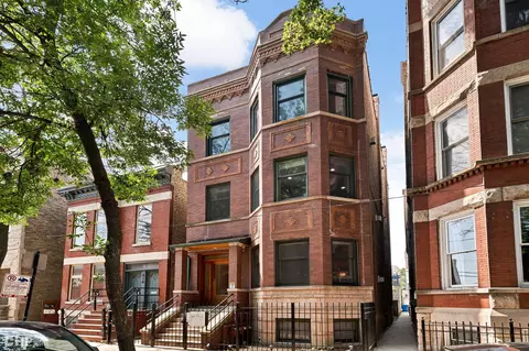 820 N Hermitage Ave #2, Chicago, IL 60622