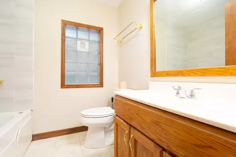 1309 E Division St, Lockport, IL 60441 photo 16