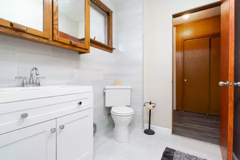 1309 E Division St, Lockport, IL 60441 photo 12