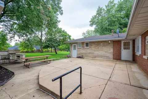 1309 E Division St, Lockport, IL 60441 photo 33