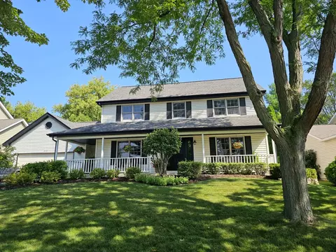 314 Claire Ln, Cary, IL 60013