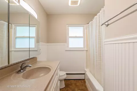 9622 Main St, Hebron, IL 60034 photo 10
