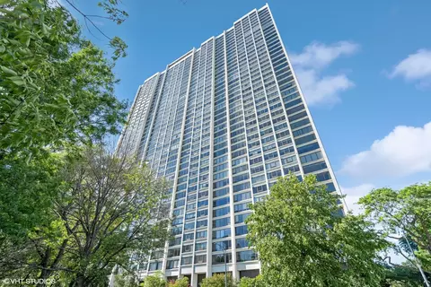 2800 N Lake Shore Dr #1407, Chicago, IL 60657