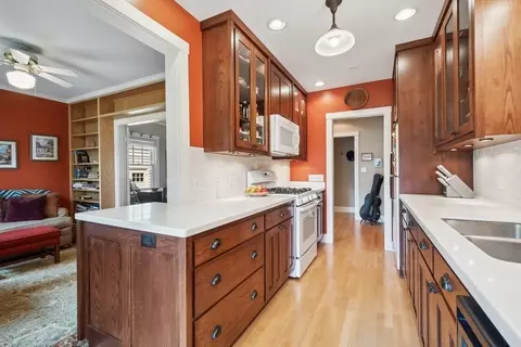 2124 Grant St, Evanston, IL 60201 photo 7