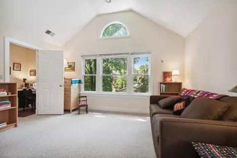 2124 Grant St, Evanston, IL 60201 photo 11