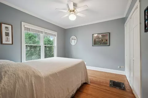 2124 Grant St, Evanston, IL 60201 photo 10